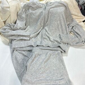 Gilly Hicks heather grey stretchy pocket pants with full zip up hooded jacket L